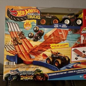 Mattel - Hot Wheels Monster Trucks Race Down Destruction Playset